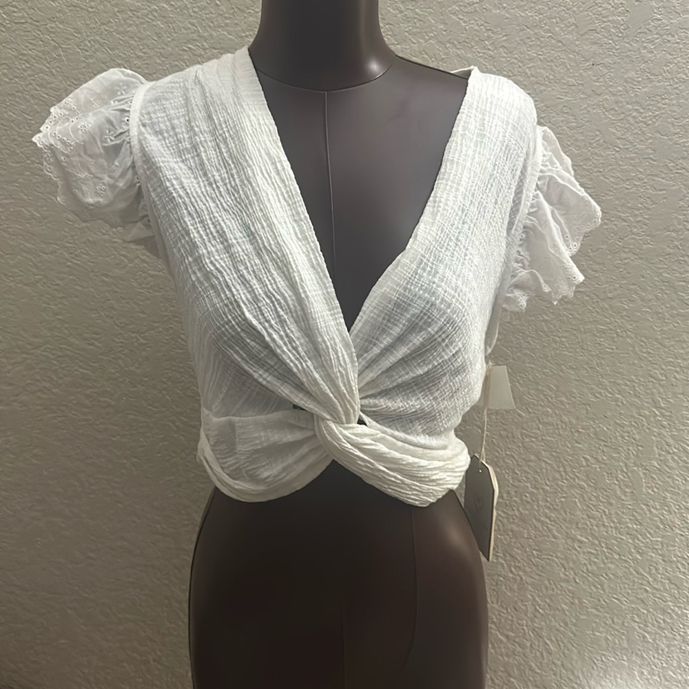 New with tags white love & piece crop top